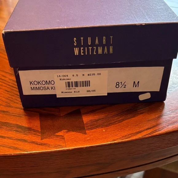 Vintage Stuart Weitzman Women's Beige Floral Heels